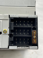 Load image into Gallery viewer, RADIO Saab 9-5 99 00 01 02 03 04 05 - NW139624