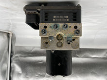 Load image into Gallery viewer, ABS PUMP 535xi 528xi 2008 08 2009 09 2010 10 - NW968
