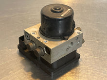 Load image into Gallery viewer, ABS Pump Chrysler Pacifica 2004 - NW1146