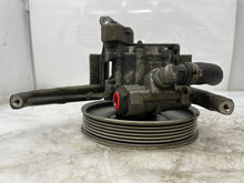 Load image into Gallery viewer, POWER STEERING PUMP AUDI A4 PASSAT 97 98 99 00 01 02 03 - NW162986