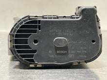 Load image into Gallery viewer, THROTTLE BODY Cayman Panamera Cayenne 2007 07 08 09 10 11 12 13 14 - NW178453