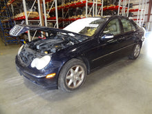 Load image into Gallery viewer, TRANSFER CASE C240 C320 E320 2003 03 04 05 06 - NW176959