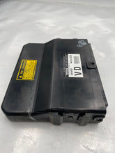 Load image into Gallery viewer, ABS COMPUTER Lexus RX300 2000 00 2001 01 2002 02 - NW33830