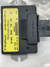 Load image into Gallery viewer, TRANSFER CASE CONTROL COMPUTER ML320 ML430 98 99 - 05 - NW35335