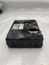 Load image into Gallery viewer, BODY CONTROL MODULE BCM COMPUTER Hyundai Azera 06 07 08 09 10 - NW32190