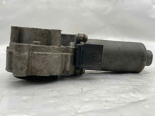 Load image into Gallery viewer, TRANSFER CASE ACTUATOR MOTOR LR3 LR4 Range Rover Range Rover Sport 05-15 - NW177253