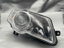 Load image into Gallery viewer, HEADLIGHT LAMP ASSEMBLY Volkswagen Passat 06 07 08 09 10 Right - NW103726