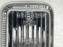 Load image into Gallery viewer, Park Lamp Light RANGE ROVER 2002 - NW83402
