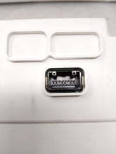 Load image into Gallery viewer, INFO SCREEN Toyota Avalon 2005 05 2006 06 2007 07 - NW105917