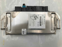 Load image into Gallery viewer, Computer Mercedes-Benz SL500 2003 - NW36005