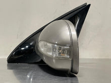 Load image into Gallery viewer, SIDE VIEW DOOR MIRROR R320 R350 R500 R63 06 07 08 09 10 Left - NW53403