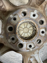 Load image into Gallery viewer, WHEEL BMW 320i 330i 2000 00 01 02 30 04 05 06 Alloy - NW197789