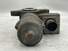 Load image into Gallery viewer, TRANSFER CASE ACTUATOR MOTOR Land Rover Range Rover 03 04 05 - NW177249
