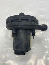 Load image into Gallery viewer, AIR INJECTION PUMP SMOG BMW X5 2001 01 2002 02 2003 03 3.0L - NW8095