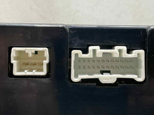 Load image into Gallery viewer, FRONT TEMPERATURE CONTROLS Land Rover LR3 05 06 07 - NW101209