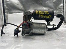 Load image into Gallery viewer, Suspension Air Compressor Pump EXPEDITION 2003 - NW8322