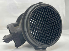 Load image into Gallery viewer, Mass Air Flow Sensor Meter MAF Santa Fe XG350 Amanti Sedona Sorento 02-06 - NW5198