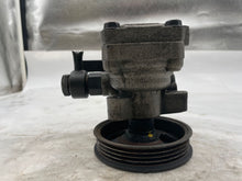 Load image into Gallery viewer, POWER STEERING PUMP Kia Sorento 2003 03 04 05 06 EX - NW163593
