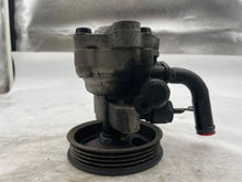 Load image into Gallery viewer, POWER STEERING PUMP Kia Sorento 2003 03 04 05 06 EX - NW163593