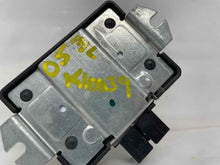 Load image into Gallery viewer, TRANSFER CASE CONTROL COMPUTER ML320 ML430 98 99 - 05 - NW35296