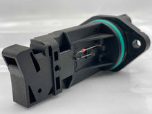 Load image into Gallery viewer, Mass Air Flow Sensor Meter MAF C70 S60 S70 S80 V70 XC60 XC70 XC90 02-09 - NW5770