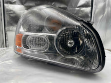 Load image into Gallery viewer, Headlight Lamp Assembly INFINITI Q45 2005 - NW102831