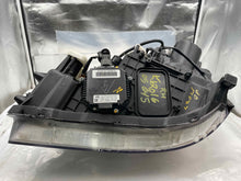 Load image into Gallery viewer, Headlight Lamp Assembly INFINITI Q45 2005 - NW102831