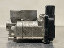 Load image into Gallery viewer, THROTTLE BODY Infiniti FX45 Q45 2003 03 2004 04 2005 05 2006 06 - NW177961