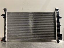 Load image into Gallery viewer, RADIATOR Buick Regal 2011 11 2012 12 2013 13 AT - NW131827