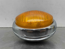 Load image into Gallery viewer, PARK LAMP Mercedes 250S 250SE 280SE 65 66 67 68 - 73 - NW83230