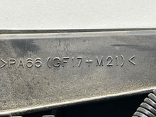 Load image into Gallery viewer, RADIATOR FAN ASSEMBLY Sportage Tucson 2005 05 2006 06 2.7L - NW64180