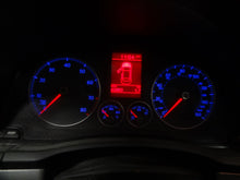 Load image into Gallery viewer, SPEEDOMETER INSTRUMENT CLUSTER GAUGES Volkswagen EOS 2008 08 - NW162114