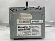 Load image into Gallery viewer, RADIO Lincoln MKS 2009 09 - NW135223