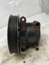 Load image into Gallery viewer, Power Steering Pump MOUNTAINEER 2003 - NW162886