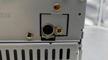 Load image into Gallery viewer, RADIO Nissan Altima 2005 05 2006 06 AM FM CD - NW136888
