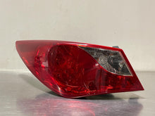 Load image into Gallery viewer, OUTER TAIL LIGHT LAMP Hyundai Sonata 11 12 13 14 Left - NW555846