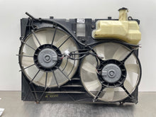 Load image into Gallery viewer, RADIATOR FAN ASSEMBLY Lexus RX350 2007 07 2008 08 2009 09 - NW64208
