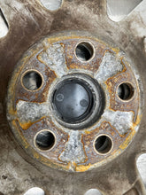 Load image into Gallery viewer, WHEEL Jaguar S Type 00 01 02 03 08 17x7.5 10 Spoke - NW199379