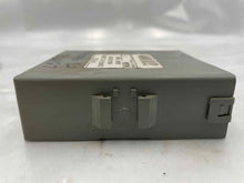 Load image into Gallery viewer, TRANSFER CASE CONTROL MODULE COMPUTER 4 Runner 2003-2009 - NW38497