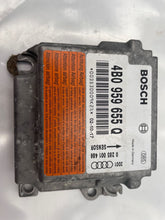 Load image into Gallery viewer, AIR BAG COMPUTER Audi A6 RS6 S6 2003 03 2004 04 - NW28475