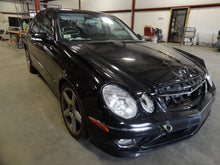 Load image into Gallery viewer, CARRIER ASSEMBLY E350 E550 E280 E300 E320 E63 07 08 09 Front - NW46960