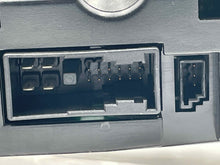 Load image into Gallery viewer, AC HEATER TEMP CONTROL Mercedes E320 E500 E55 03 04 - NW100865