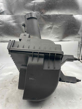 Load image into Gallery viewer, Air Cleaner Box INFINITI M35 2009 - NW3683