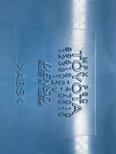 Load image into Gallery viewer, COMPUTER SUPPLY CONTROL MODULE COMPUTER Toyota Prius 2004 04 - NW38238