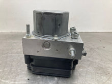 Load image into Gallery viewer, ABS ANTI-LOCK BRAKE PUMP Subaru Forester 2014 14 2015 15 - NW452785