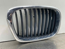 Load image into Gallery viewer, GRILL BMW 525i 530i 2001 01 2002 02 03 Right - NW98169