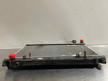 Load image into Gallery viewer, RADIATOR Infiniti G35 2003 03 2004 04 Auto - NW132108