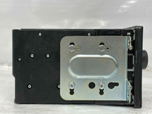 Load image into Gallery viewer, RADIO Honda CR-V 2005 05 2006 06 - NW137688