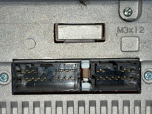 Load image into Gallery viewer, RADIO Volvo V40 S70 V70 S90 98 99 00 - 03 04 AM/FM/CD - NW140426