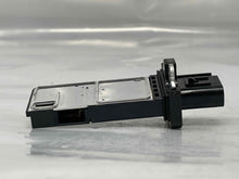 Load image into Gallery viewer, Mass Air Flow Sensor Meter MAF Crown Victoria E150 Van E250 04-14 - NW4550